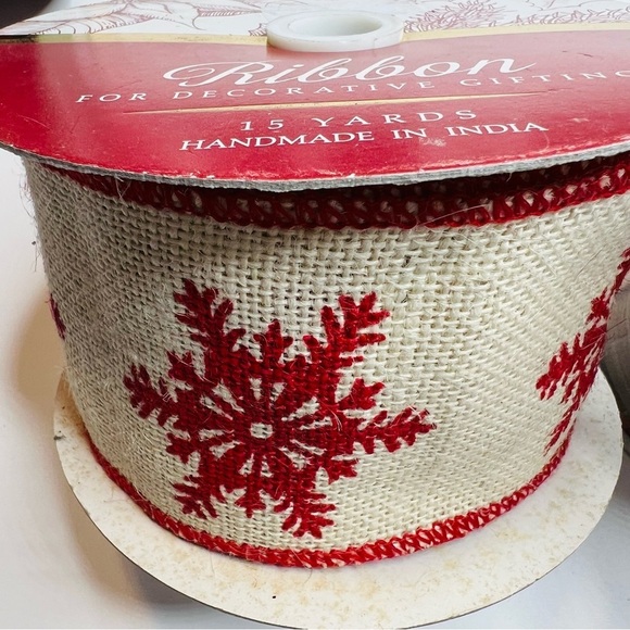 Lot of  7 Christmas New & Used Ribbon Wired & Non Wired, Various Types & Widths - Picture 6 of 11